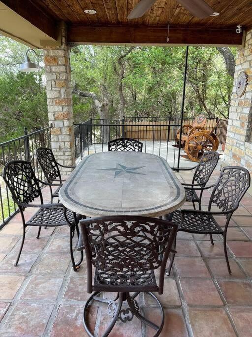Lakeview Bungalow-Access To Lake, Pool, Gym, &Park Lago Vista Extérieur photo